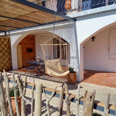 Les Flo Location Apartment Aigues-Mortes Exterior foto